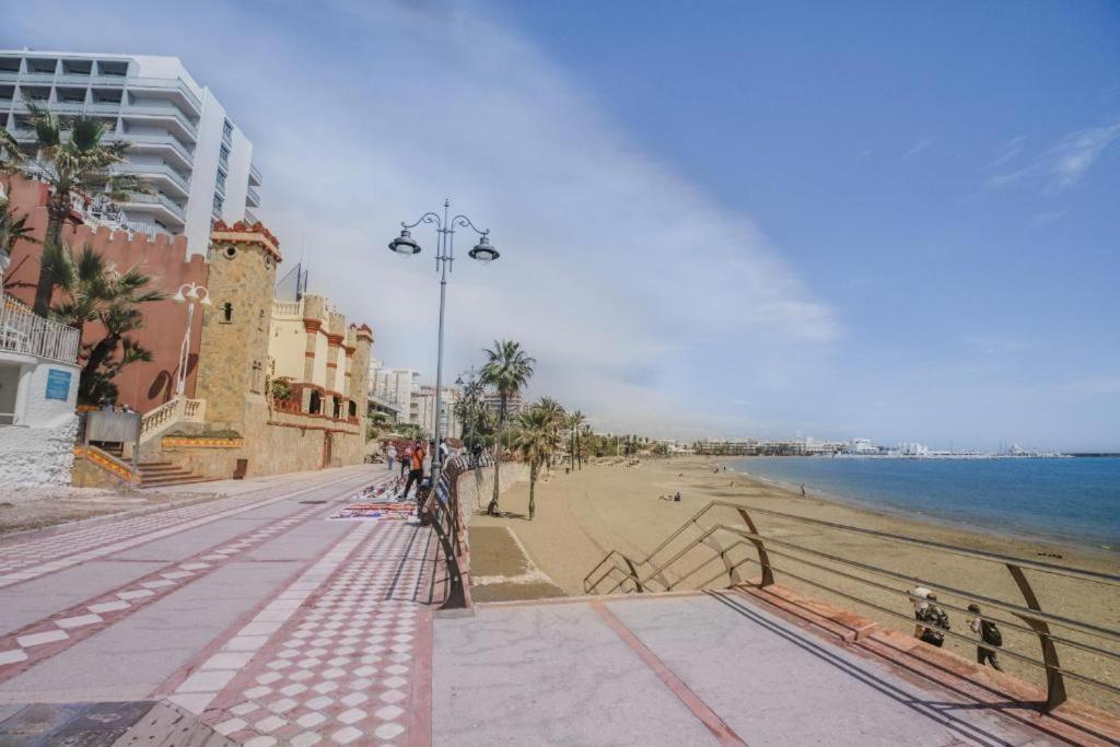 Benalmadena Beach Apartamento Con Vistas Al Mar Y Parking Privado Incluido Dış mekan fotoğraf
